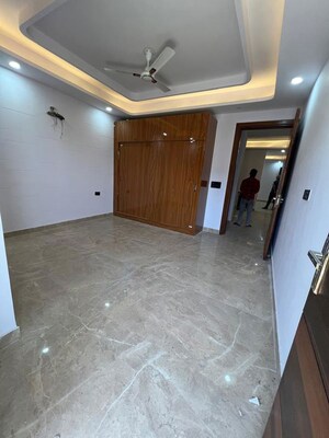 Room in 3 BHK Builder Floor at Chattarpur – for Sale