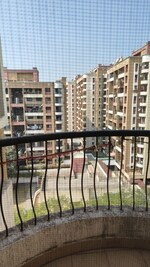 2 BHK + Extra Room 1250 Sq.Ft. Apartment in Magarpatta Sylvania