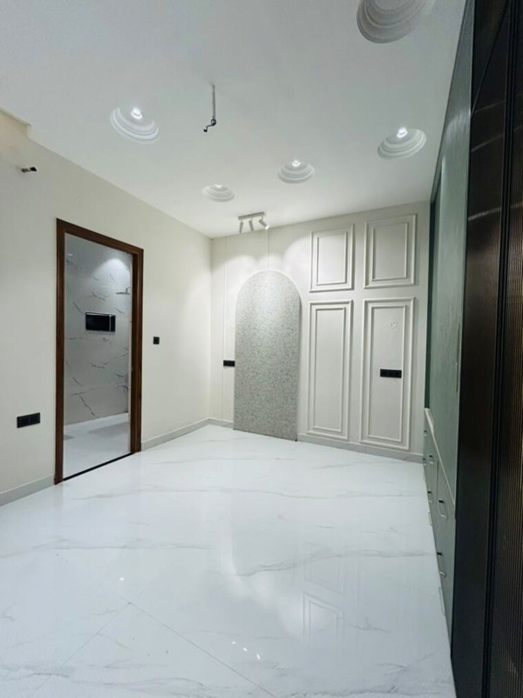Room, sector 123 4 Bedroom 150 Sq.Yd. Independent House In Sector 123 Mohali 10546805