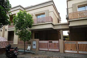4 BHK Independent House For Sale in Atladara