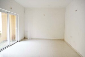 Room in 4 BHK Independent House at Atladara – for Sale