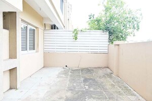 Room in 4 BHK Independent House at Atladara – for Sale