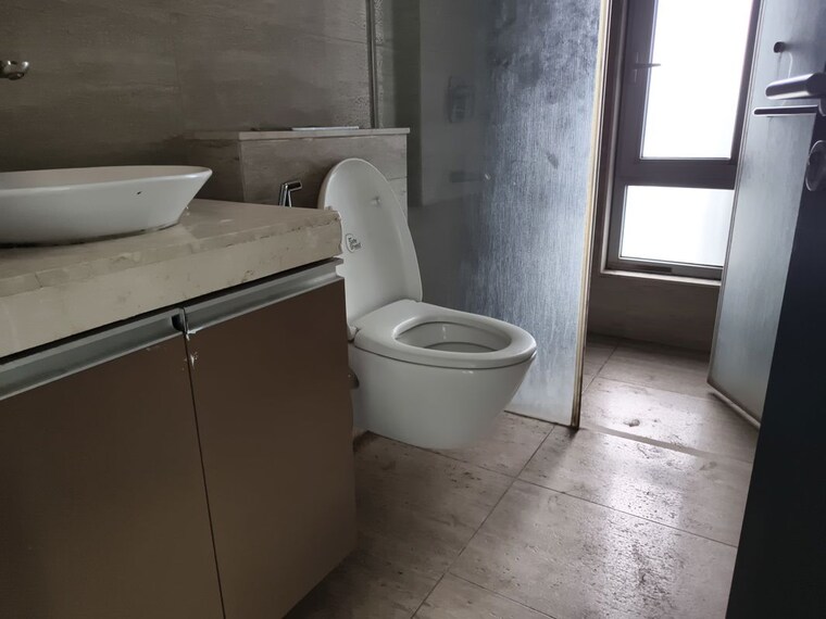 Bathroom, oberoi-realty-esquire 3 Bedroom 1367 Sq.Ft. Apartment In Goregaon East Mumbai 10546820