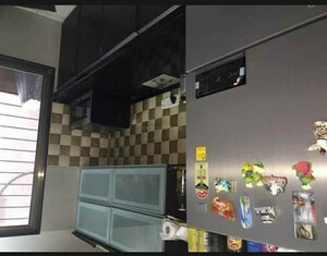 Furnished Amenities in 2.5 BHK Apartment at Oberoi Realty Woods, Goregaon East – for Rent