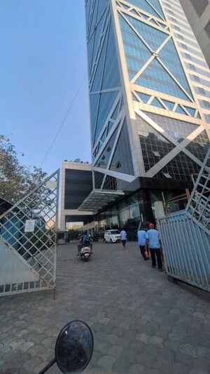  Office Space – Exterior View View at Sunshine Tower Dadar, Dadar West - for Sale