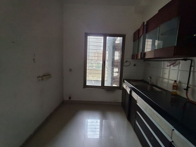 Kitchen, oberoi-realty-woods 2.5 Bedroom 850 Sq.Ft. Apartment In Goregaon East Mumbai 10546864