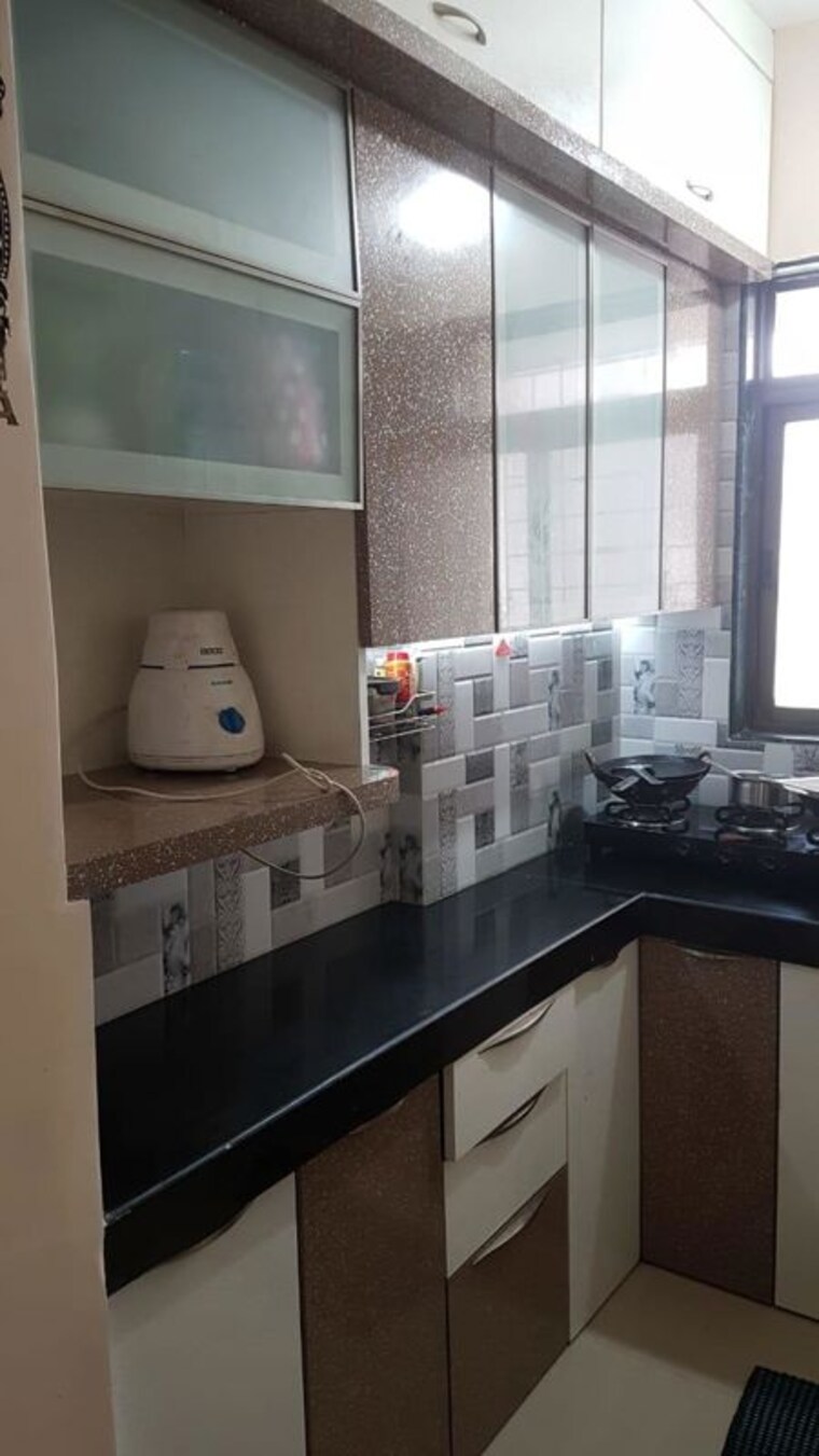 Kitchen, green-square 2 Bedroom 710 Sq.Ft. Apartment In Kasarvadavali Thane 10546846