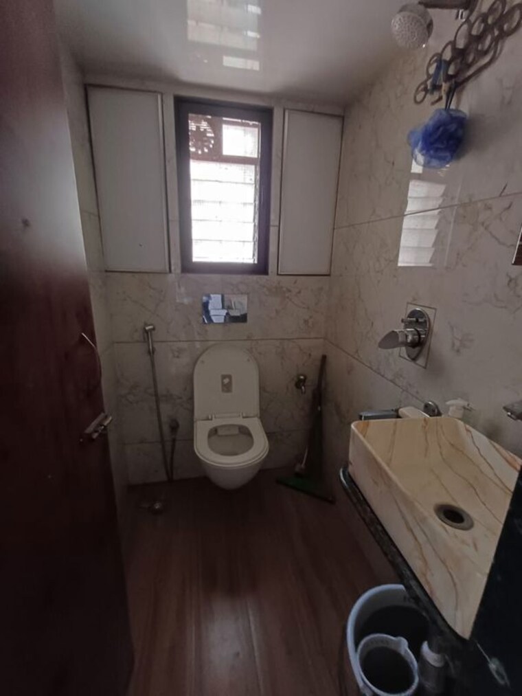 Bathroom, maheshwari-niketan-apartment 1 Bedroom 650 Sq.Ft. Apartment In Uthalsar Thane 10545853