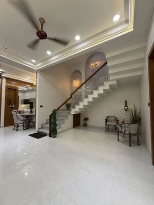 Hall in 5 BHK Villa at Vaishali Nagar – for Sale