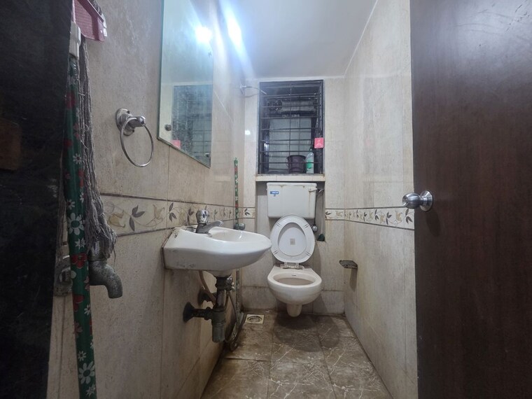 Bathroom, corporate-avenue Commercial Office Space 250 Sq.Ft. In Goregaon East Mumbai 10546913