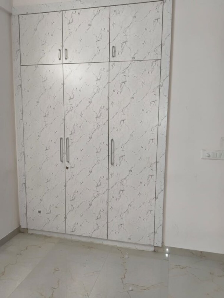 Room, smart-world-gems 2.5 Bedroom 1240 Sq.Ft. Apartment In Sector 89 Gurgaon 10546959