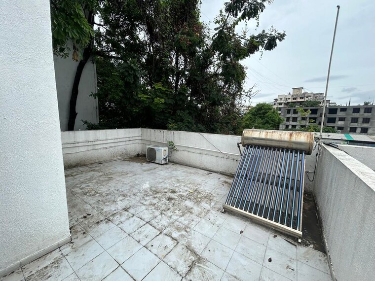Balcony, gokul-dhaam 3 Bedroom 1800 Sq.Ft. Villa In Pimple Nilakh Pune 10546971