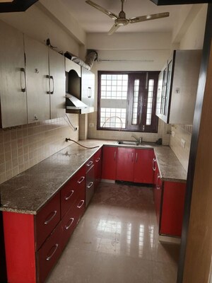 Kitchen in 3 BHK Builder Floor at Sector 45 – for Rent