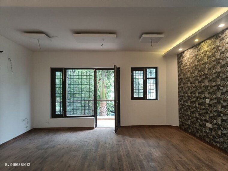 Room, sushant lok ii 4 Bedroom 315 Sq.Yd. Villa In Sushant Lok ii Gurgaon 10546974