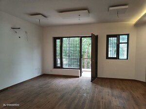 Room in 4 BHK Villa at Sushant Lok ii – for Rent