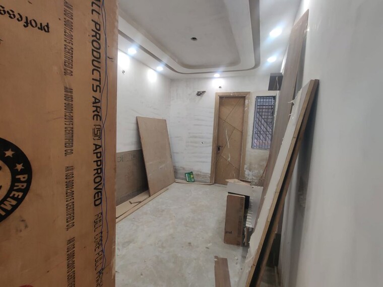 Bathroom, rohini sector 16 2 Bedroom 850 Sq.Ft. Builder Floor In Rohini Sector 16 Delhi 10546944