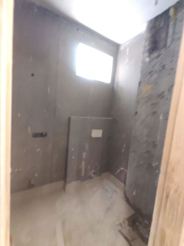 Bathroom, rohini sector 16 2 Bedroom 850 Sq.Ft. Builder Floor In Rohini Sector 16 Delhi 10546944