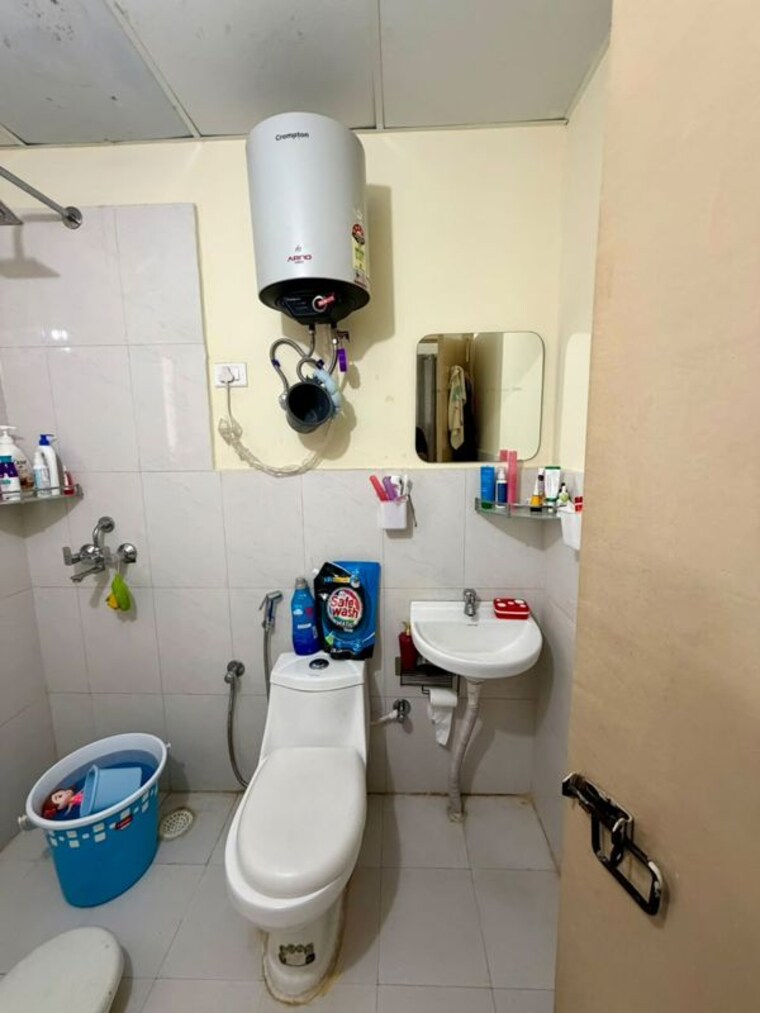 Team Area, pyramid-fusion-homes 2 Bedroom 800 Sq.Ft. Apartment In Sector 70a Gurgaon 10546987