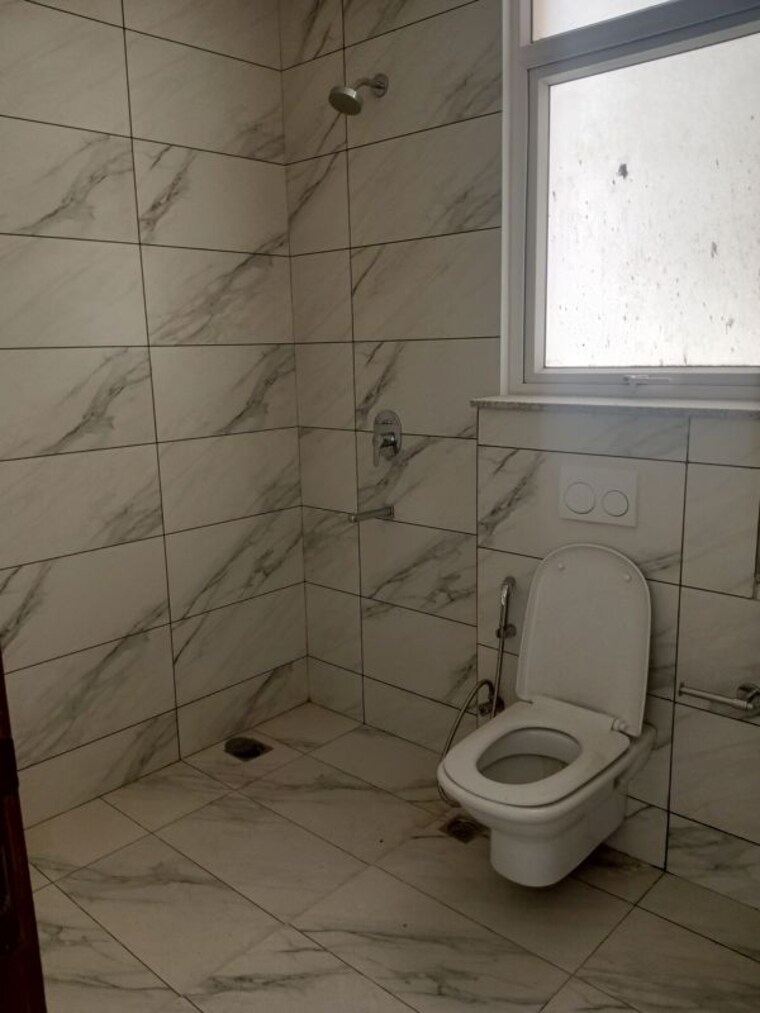 Bathroom, conscient-hines-elevate 4 Bedroom 3395 Sq.Ft. Apartment In Sector 59 Gurgaon 10546931