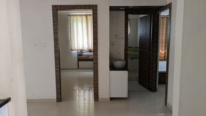 Room in 3 BHK Apartment at Gota – for Rent