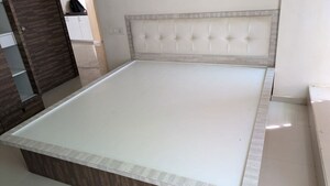 Bedroom in 3 BHK Apartment at Gota – for Rent