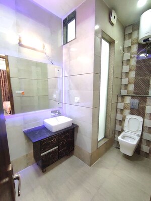 Bathroom in 2 BHK Apartment at DLF Atria, Dlf Phase ii – for Rent