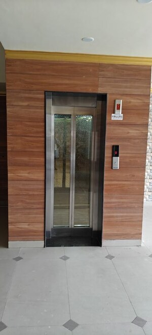 Building Lobby in 3 BHK Builder Floor at Nh 8 – for Sale