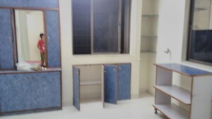 Furnished Amenities in 3 BHK Apartment at Karve Road – for Rent