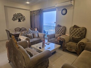 3 BHK Builder Floor For Sale in Smart World Orchard, Sector 61
