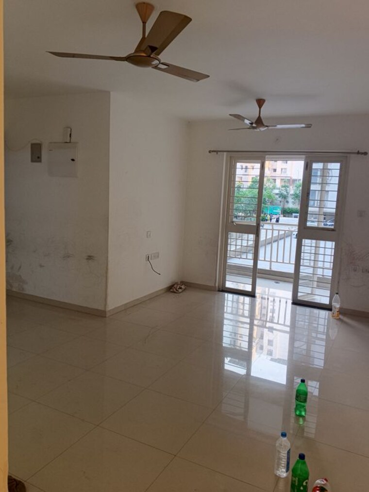 Living Room, kanchan-royal-exotica 2.5 Bedroom 1200 Sq.Ft. Apartment In Kondhwa Pune 10218350
