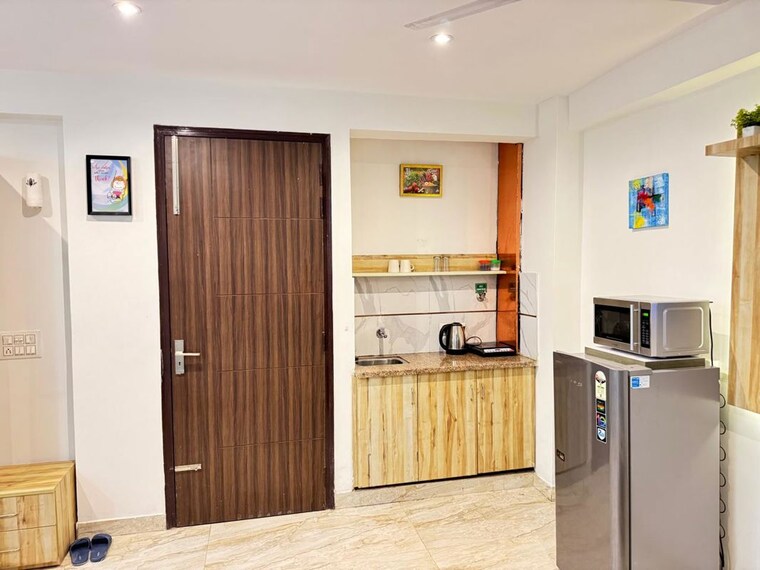 Room, dlf-atria 4 Bedroom 400 Sq.Ft. Apartment In Dlf Phase ii Gurgaon 10547058