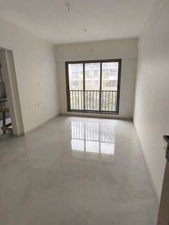 1 BHK + Basement Apartment For Rent in Veena Synergy