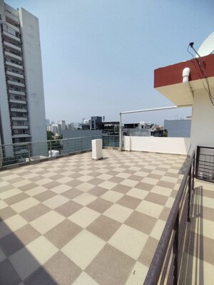1 RK Builder Floor – Exterior View View at Sector 57 - for Rent