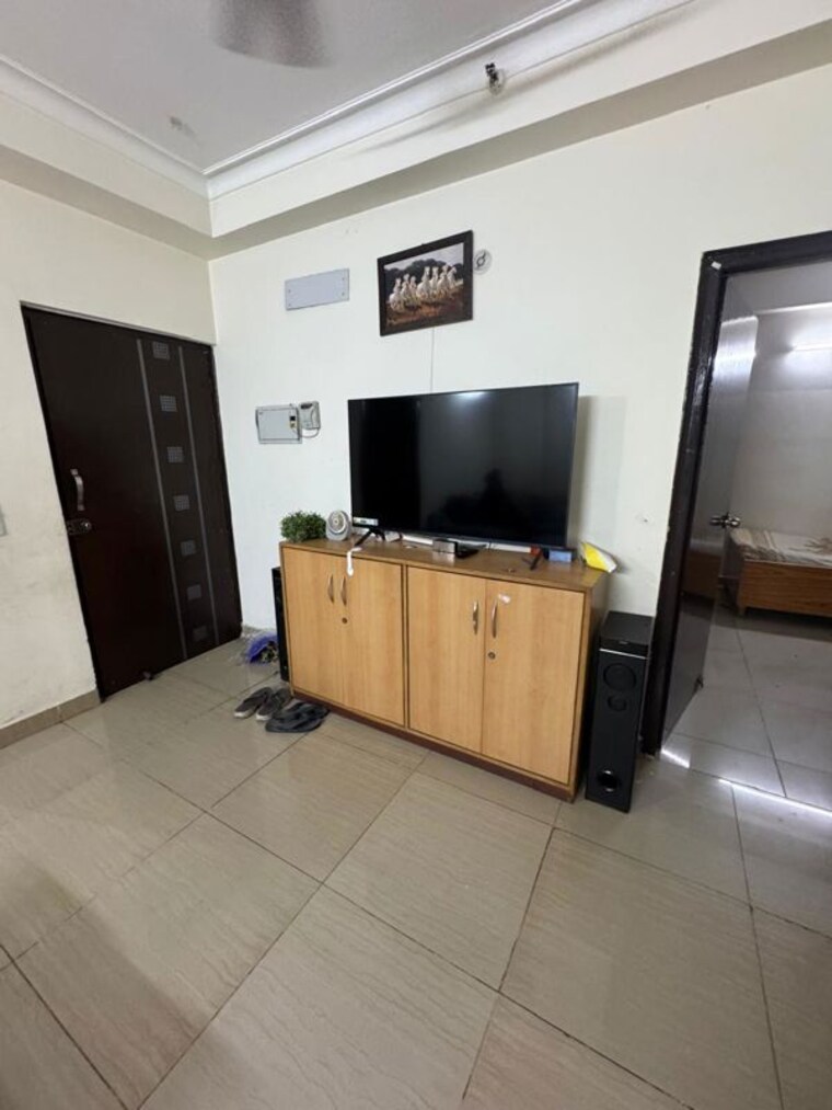 Kitchen, galaxy-royale 2.5 Bedroom 1175 Sq.Ft. Apartment In Gaur City 2 Greater Noida 10547082