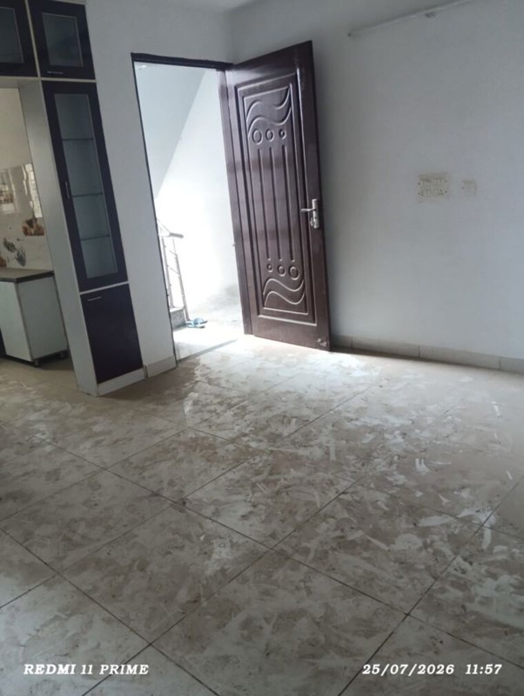 Room, green park colony 3 Bedroom 1250 Sq.Ft. Builder Floor In Green Park Colony Zirakpur 10547117