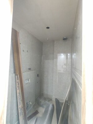 Bathroom in 3 BHK Builder Floor at Rohini Sector 16 – for Sale