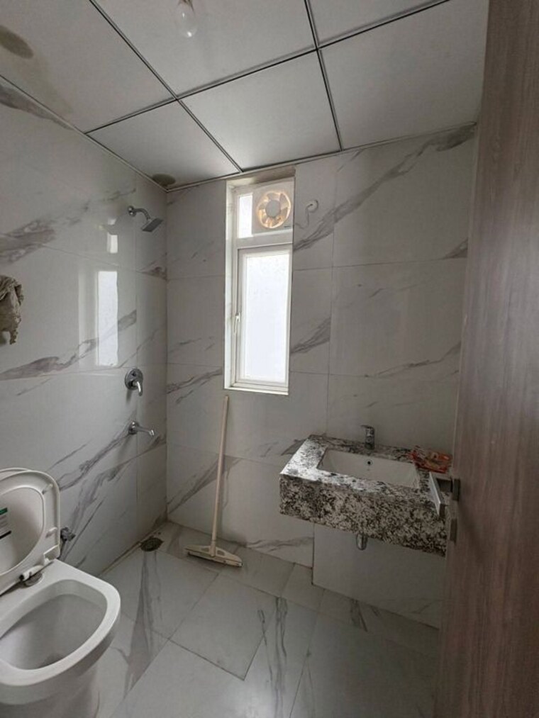 Bathroom, m3m-soulitude 3.5 Bedroom 1494 Sq.Ft. Apartment In Sector 89 Gurgaon 10547100