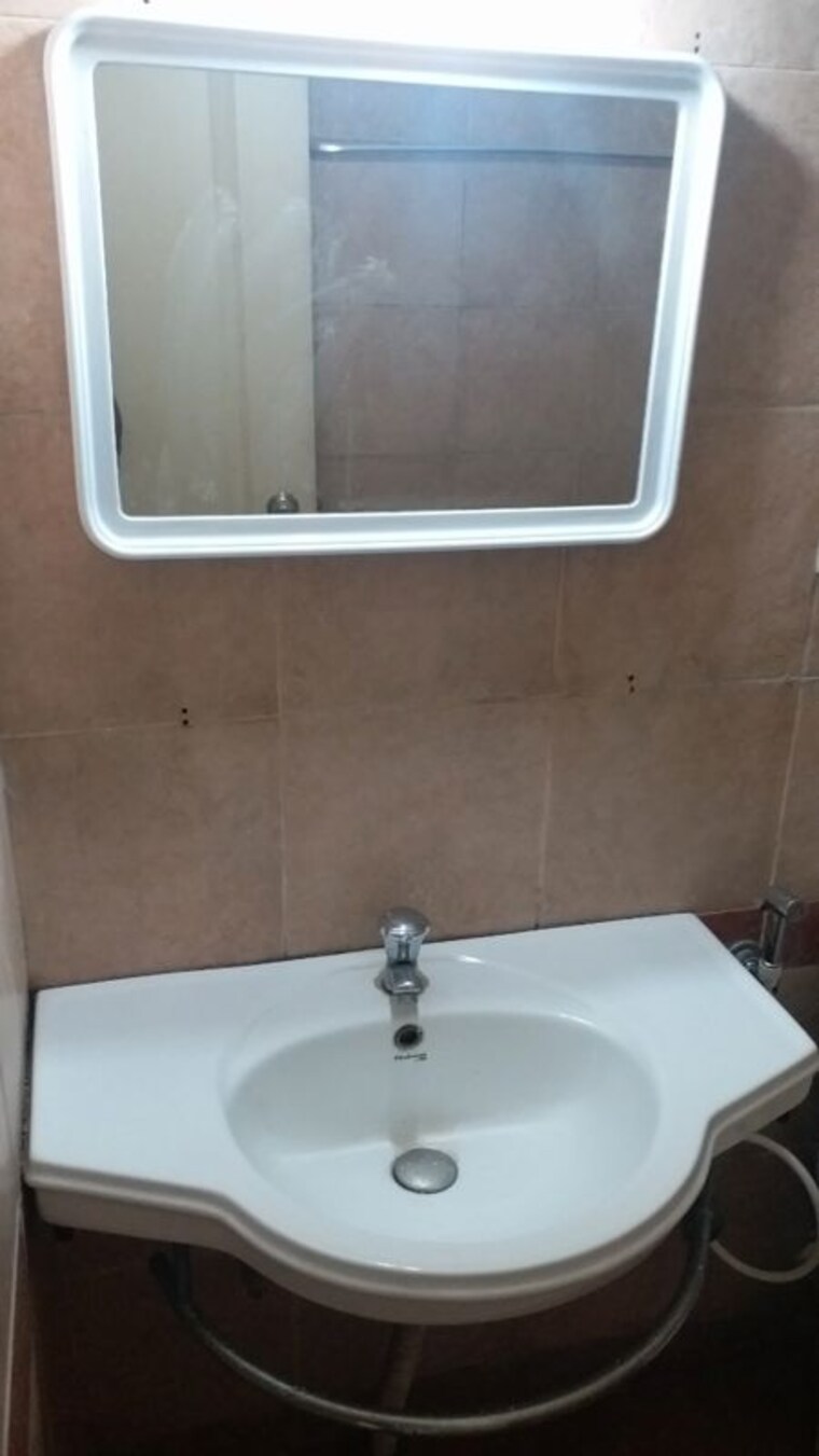 Bathroom, lunkad-amazon 2 Bedroom 1100 Sq.Ft. Apartment In Viman Nagar Pune 10547096