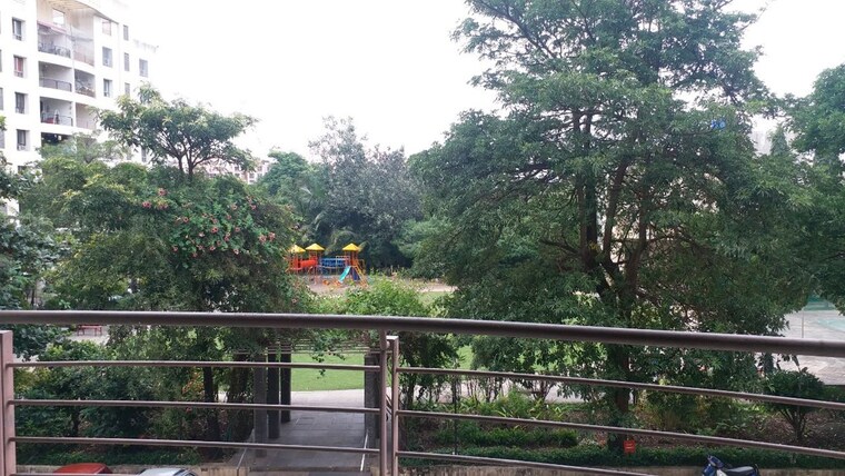 Garden, lunkad-amazon 2 Bedroom 1100 Sq.Ft. Apartment In Viman Nagar Pune 10547096