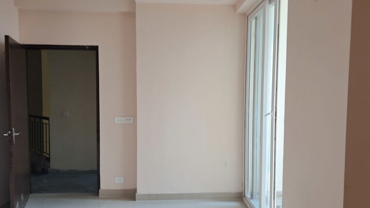 Room, amrapali-silicon-city 2.5 Bedroom 1180 Sq.Ft. Apartment In Sector 76 Noida 10547111