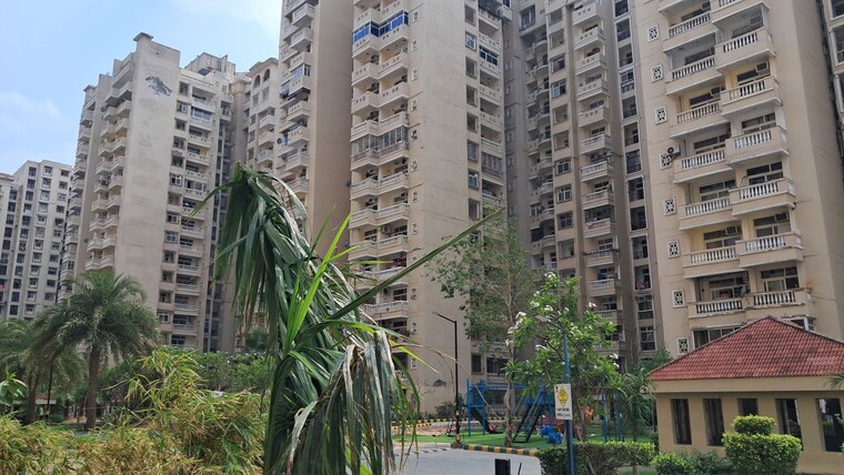 Exterior View, amrapali-silicon-city 2.5 Bedroom 1180 Sq.Ft. Apartment In Sector 76 Noida 10547111