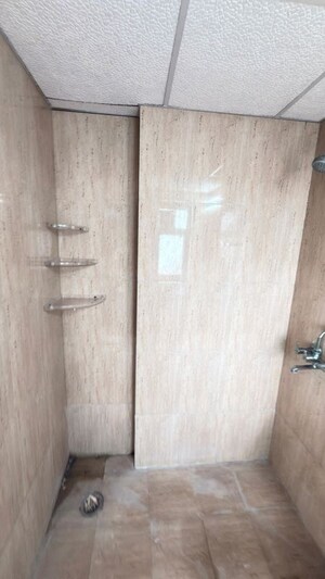 Bathroom in 3 BHK Apartment at Amrapali Silicon City, Sector 76 – for Rent