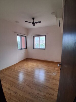 Room in 2 BHK Apartment at Unity Splendour, Wanowrie – for Rent