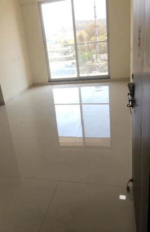 Room in 2 BHK Apartment at Anant Metropolis Insignia Towers, Kasarvadavali – for Rent