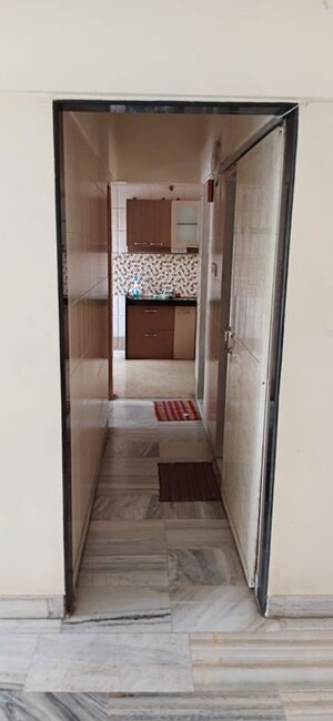 Bathroom in 1 BHK Apartment at Kachnar CHS Vasant Vihar, Vasant Vihar – for Rent