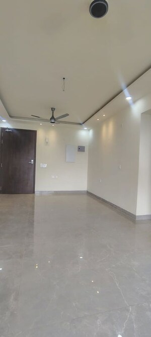 Room in 2 BHK Apartment at One OAK Natura, Sushant Golf City – for Rent