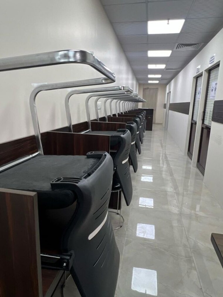Kitchen, experion-capital Commercial Office Space 1177 Sq.Ft. In Gomti Nagar Lucknow 10547205