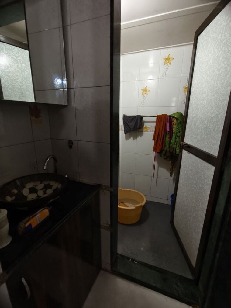 Kitchen, sarthak-chs-goregaon 1 Bedroom 450 Sq.Ft. Apartment In Goregaon East Mumbai 10547215