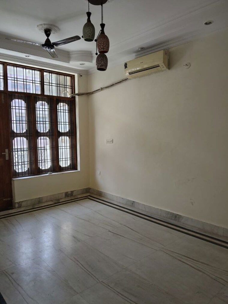 Room, rwa-apartments-sector-41 3 Bedroom 2000 Sq.Ft. Independent House In Sector 41 Noida 10547220