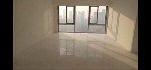 Room in 4 BHK Apartment at Piramal Aranya, Byculla – for Rent